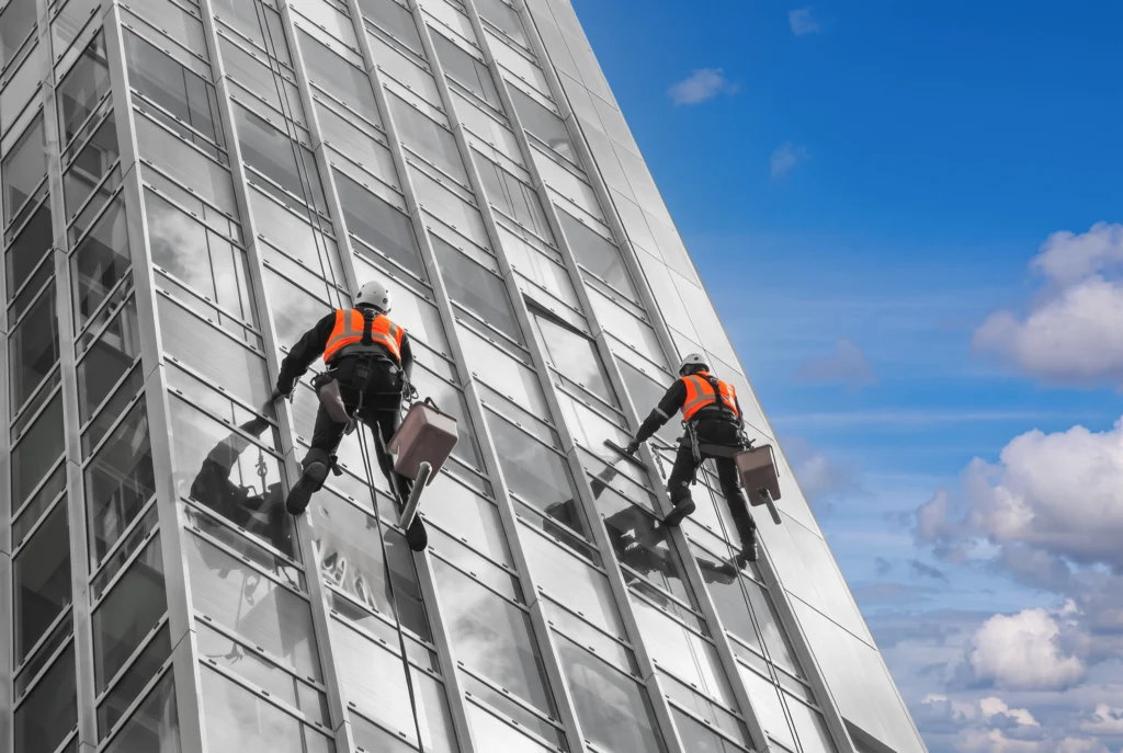 İş yeri tehlike sınıfları nedir? İşletmeniz hangi sınıfta? - AYZA İSG